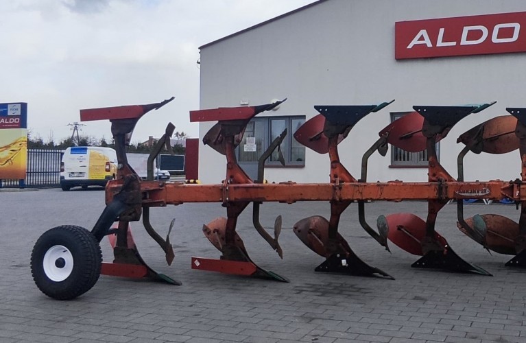 pług kverneland 5-skibowy