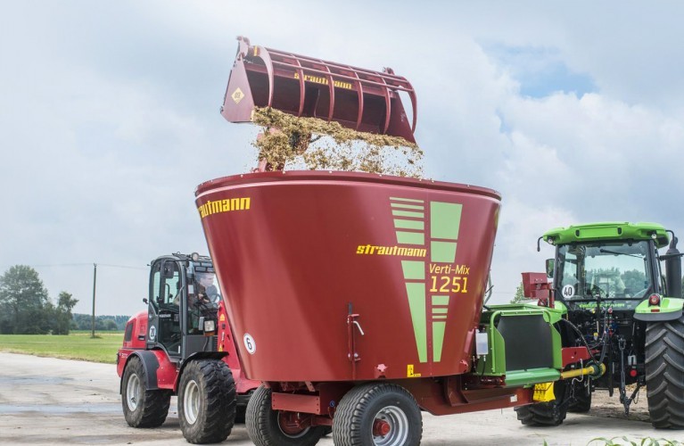 Wozy paszowe Strautmann