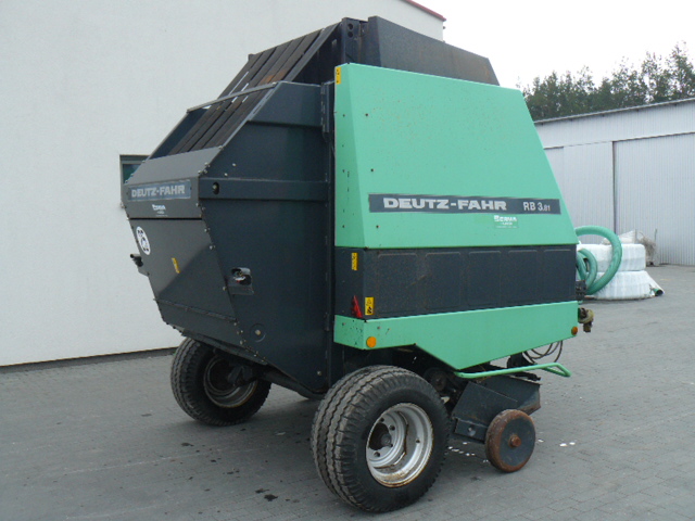 prasa rolująca pasowa deutz fahr rb 3.81