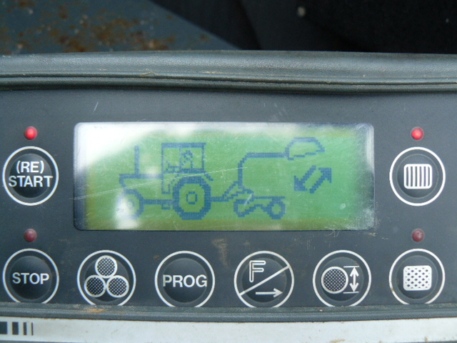 prasa rolująca pasowa deutz fahr rb 3.81