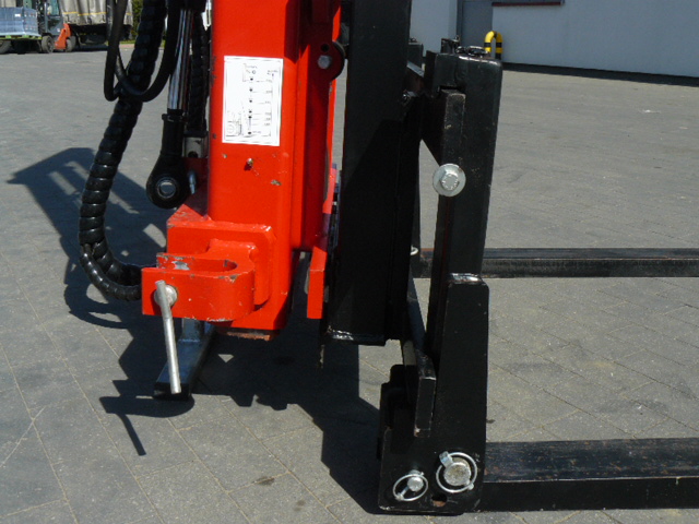 maszt podnośnikowy agram na tylni tuz