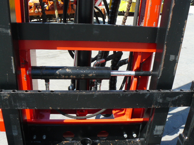 maszt podnośnikowy agram na tylni tuz