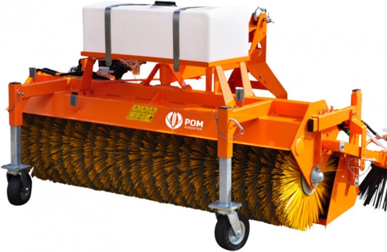 POM Augustów Zamiatarka ciągnikowa T 80