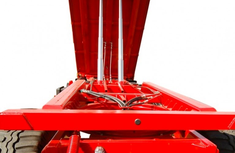 Przyczepa trzyosiowa Pronar T780