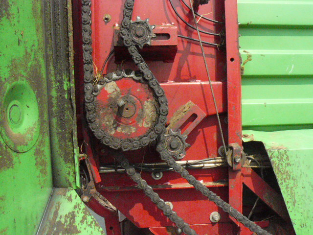 przyczepa samozbierająca strautmann super vitesse 2do h