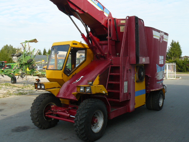 wóz paszowy agm ws12 samojezdny .