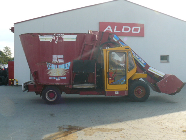 wóz paszowy agm ws12 samojezdny .