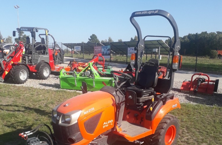ciągnik rolniczy kubota bx21