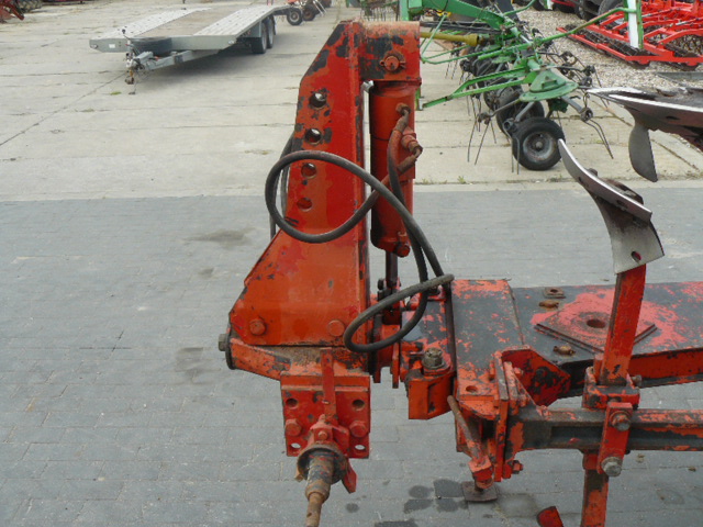 pług massey ferguson mf 265 , huard .