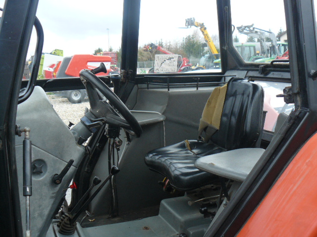 ciągnik rolniczy ursus 5714 z ładowaczem