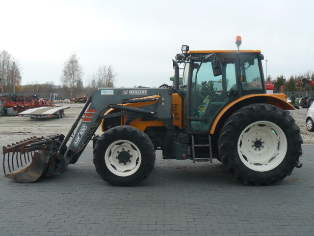 ciągnik rolniczy renault celtis 446 rx , claas .