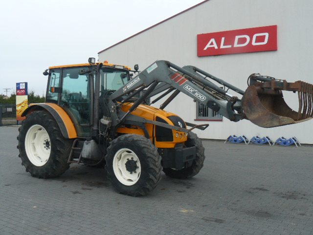 ciągnik rolniczy renault celtis 446 rx , claas .