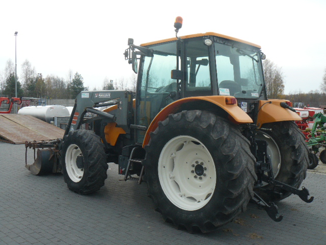 ciągnik rolniczy renault celtis 446 rx , claas .