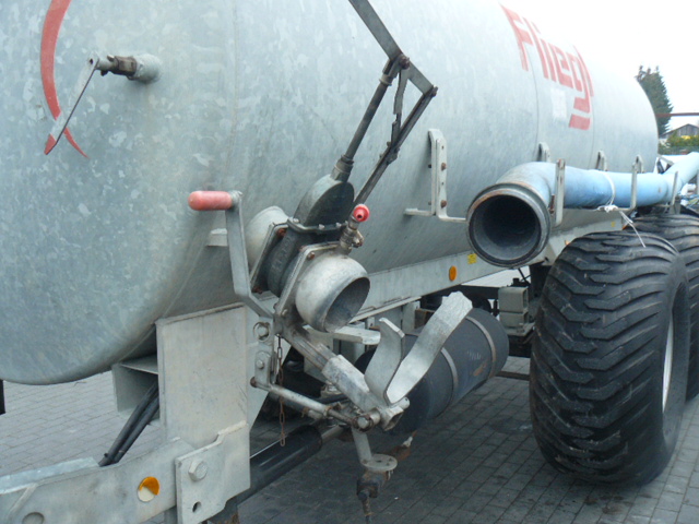 wóz asenizacyjny fliegl , 10 000l