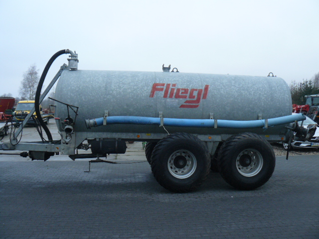 wóz asenizacyjny fliegl , 10 000l
