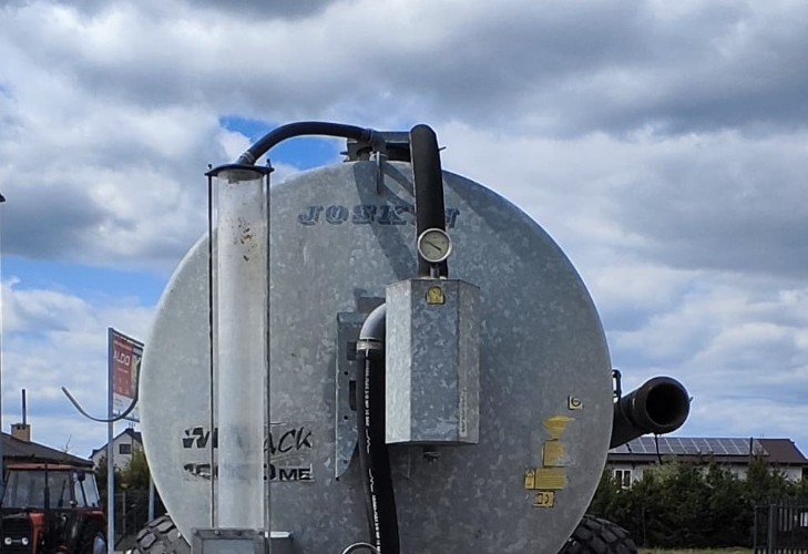 wóz asenizacyjny joskin modulo2 10000 me