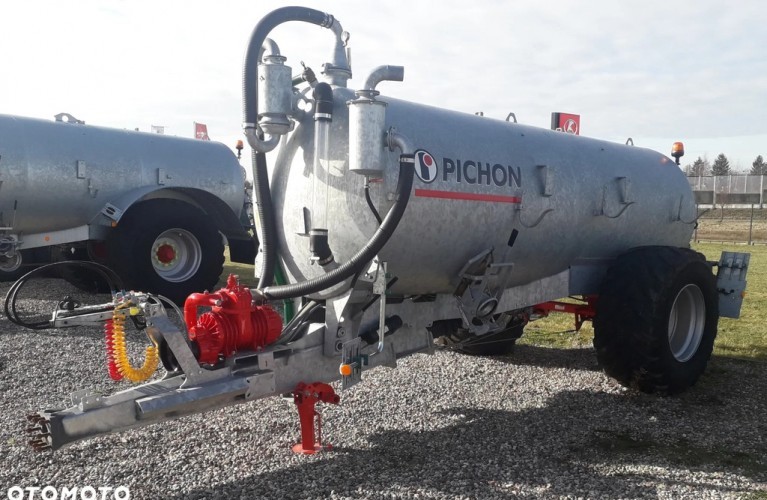 wóz asenizacyjny pichon tci 8100