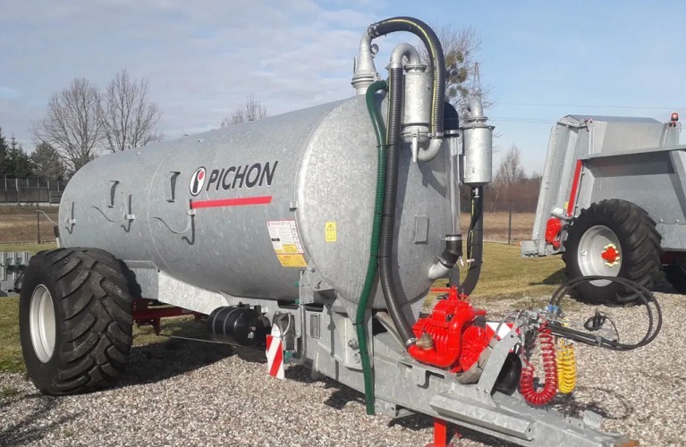 wóz asenizacyjny pichon tci 8100