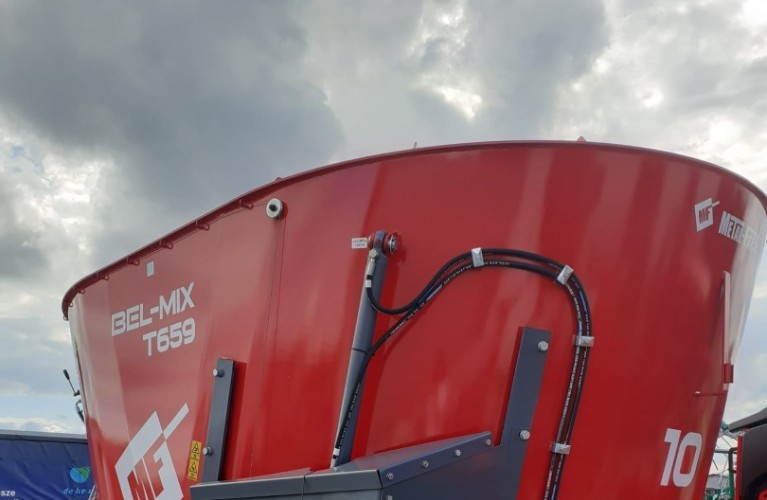 wóz paszowy metal-fach t659 belmix 10m3