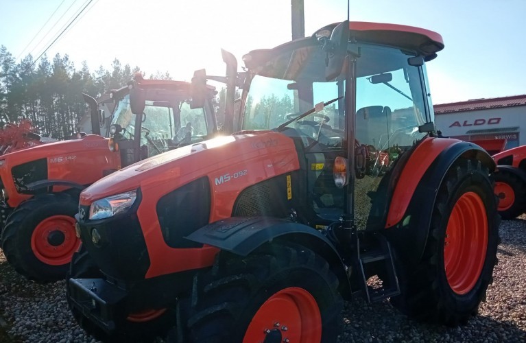 ciągnik rolniczy kubota m5-092hq