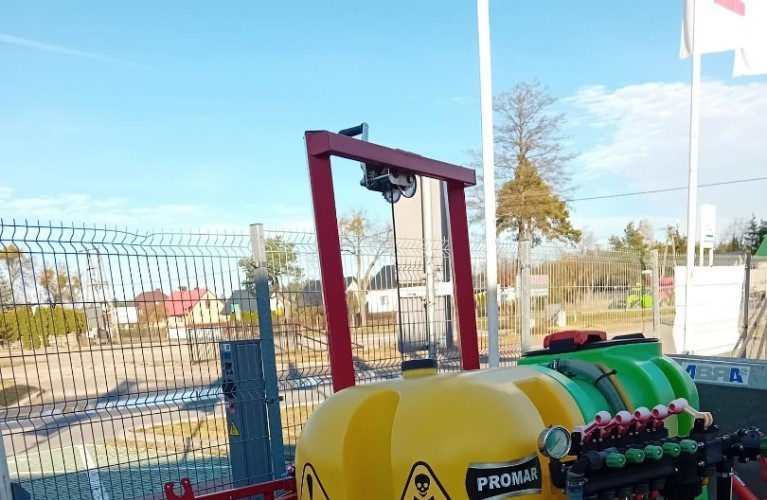 opryskiwacz promar 600 l