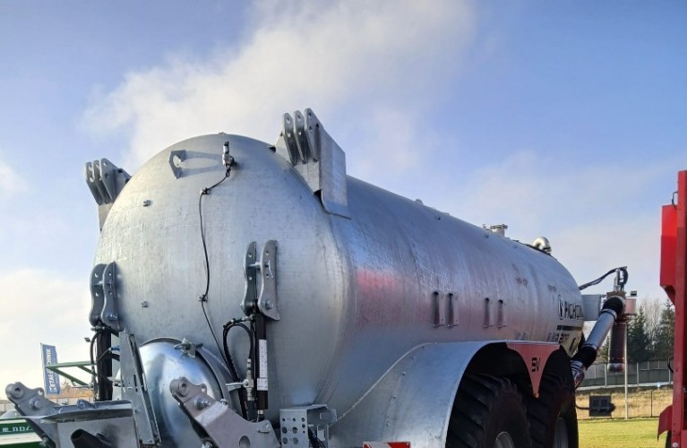 wóz asenizacyjny pichon sv 20r bp icontrol s