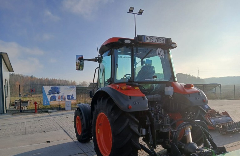 ciągnik rolniczy kubota m4-063