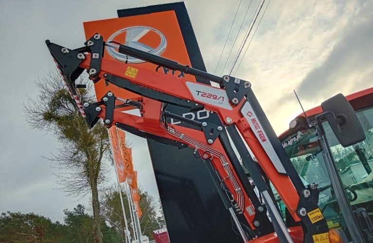 ciągnik rolniczy kubota m4-063