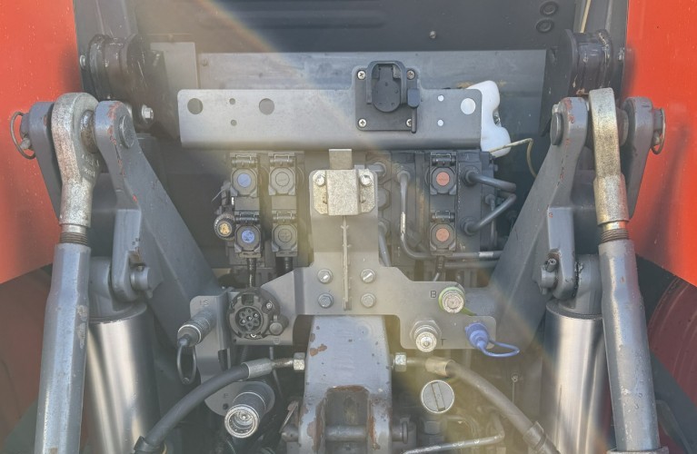 🚜 ciągnik rolniczy kubota m7-151 premium –  pełne wyposażenie, po dużym serwisie! 🚜