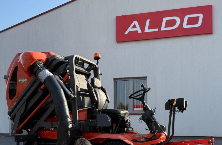 kubota f 2560 - profesjonalna kosiarka samojezdna – koszenie ze zbiorem pokosu i wysokim wysypem!