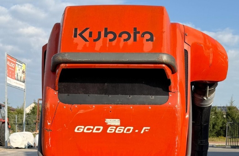 kubota f 2560 - profesjonalna kosiarka samojezdna – koszenie ze zbiorem pokosu i wysokim wysypem!