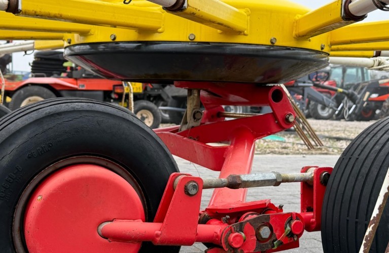 🚜 zgrabiarka karuzelowa pottinger eurotop 421n – precyzja, stabilność i dobra cena! 🚜