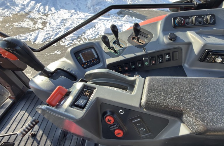 ciągnik rolniczy kubota m135gx – 135 km | miękka oś | przedni tuz | po dużym serwisie!