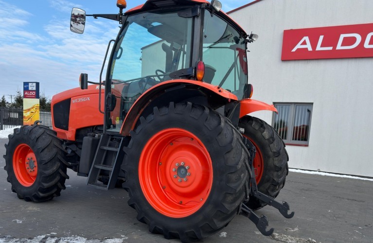 ciągnik rolniczy kubota m135gx – 2014 rok | 135 km | miękka oś | idealny do międzyrzędzi!