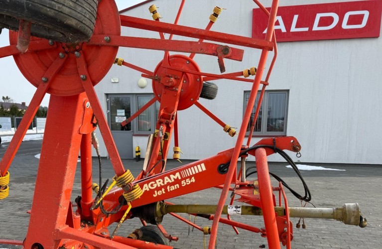 przetrząsacz agram jet fan 554 – 5,4 m | 4 wirniki | bardzo dobry stan