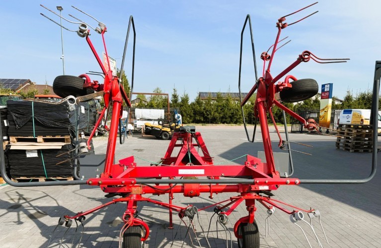 przetrząsacz do zielonek stoll z-555 dh – 5,5 m | 2012