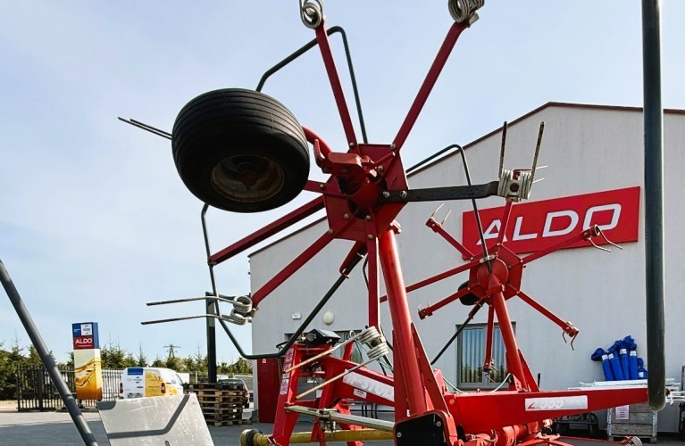 przetrząsacz do zielonek stoll z-555 dh – 5,5 m | 2012