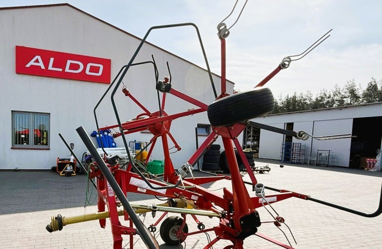 przetrząsacz do zielonek stoll z-555 dh – 5,5 m | 2012