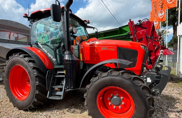 ciągnik rolniczy kubota m6-142 m3.1
