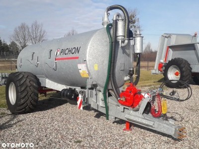Wóz asenizacyjny Pichon TCI 8100